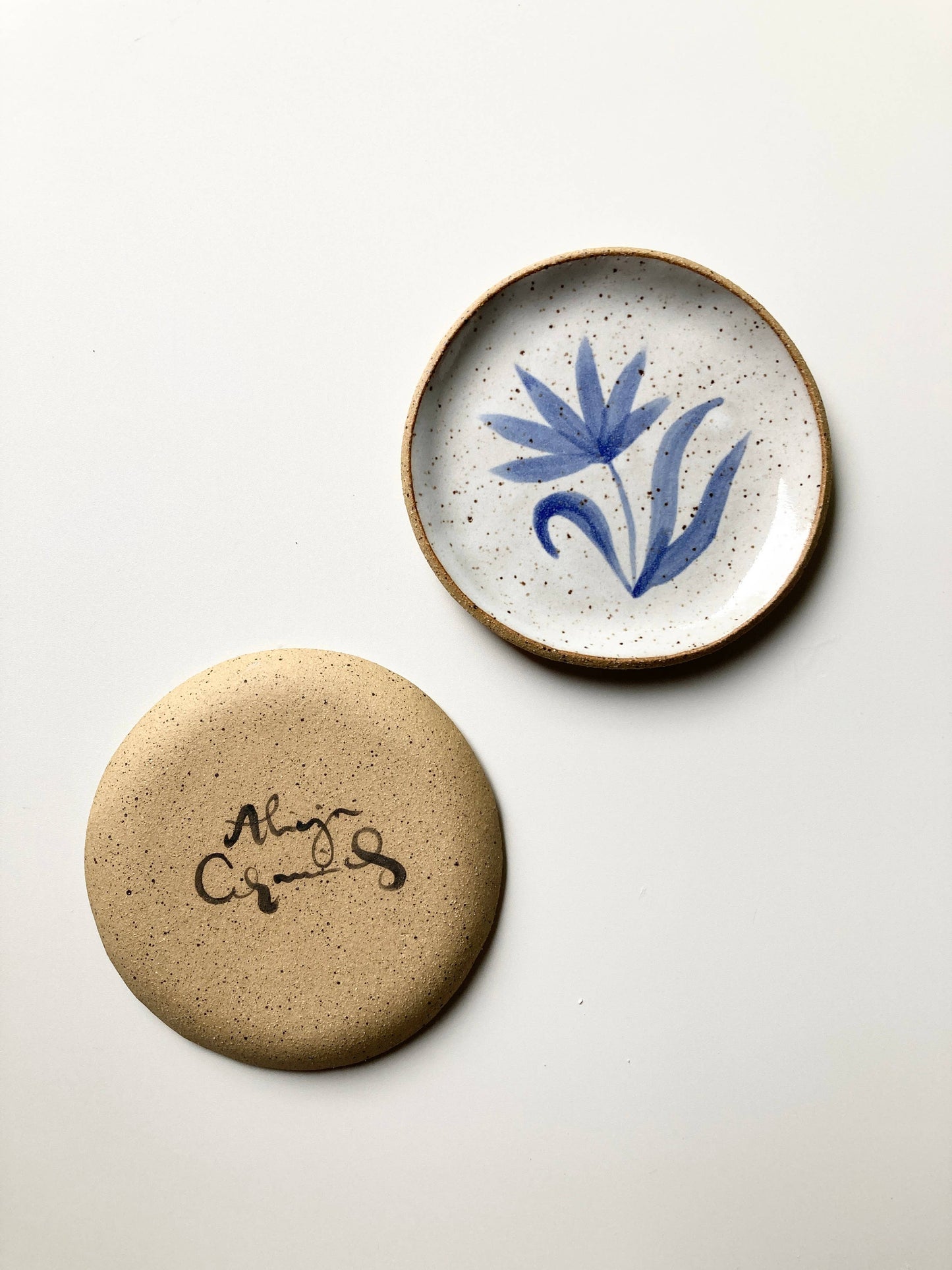 Speckled floral painted ring dish